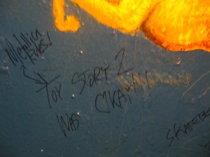 Coolest bathroom graffiti ever.